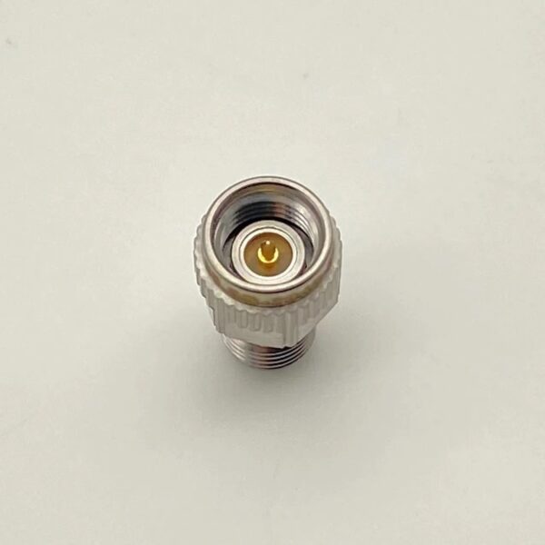3.5 mm fixed coaxial attenuator DC to 26.5 GHz, 2 W, male to female